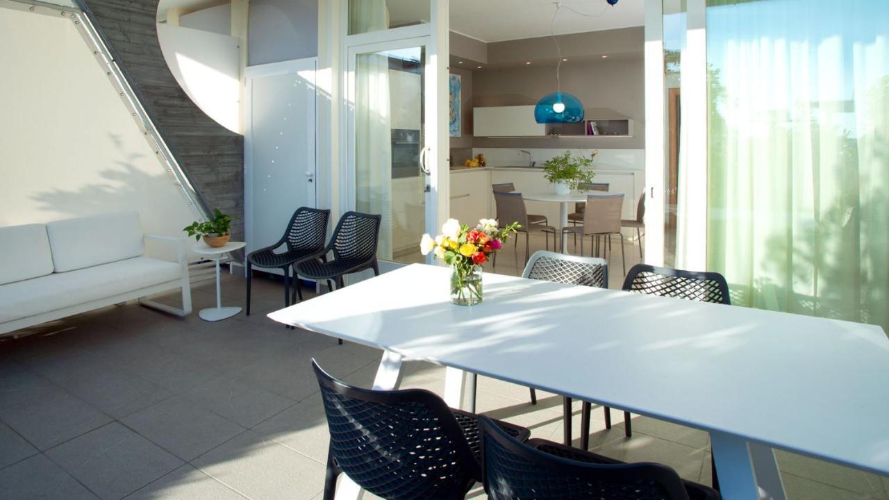 Marina Uno View Apartment ลินญาโน ซับเบียโดโร ภายนอก รูปภาพ
